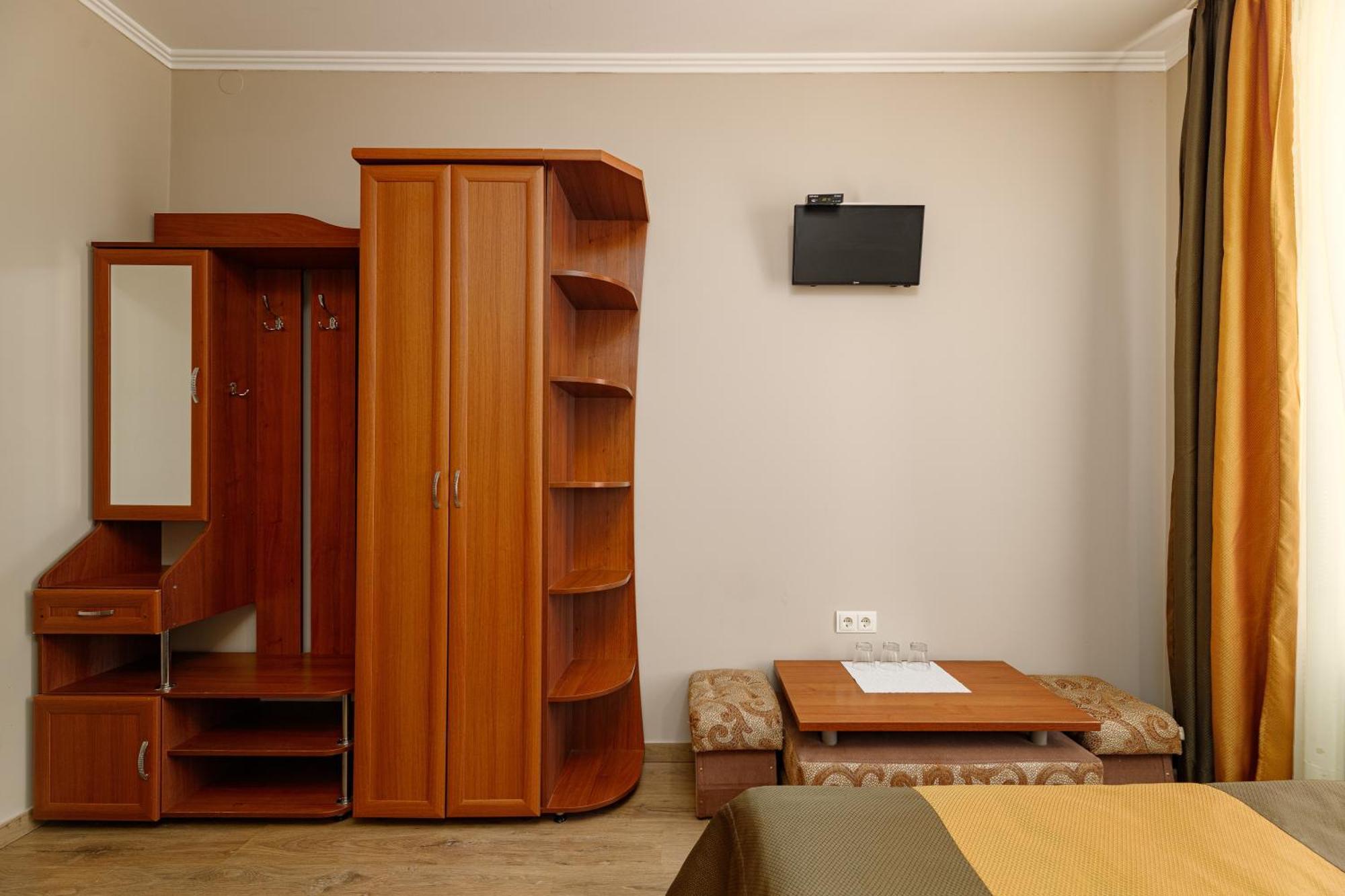 Готель Кайзер У Львові Lviv Quarto foto